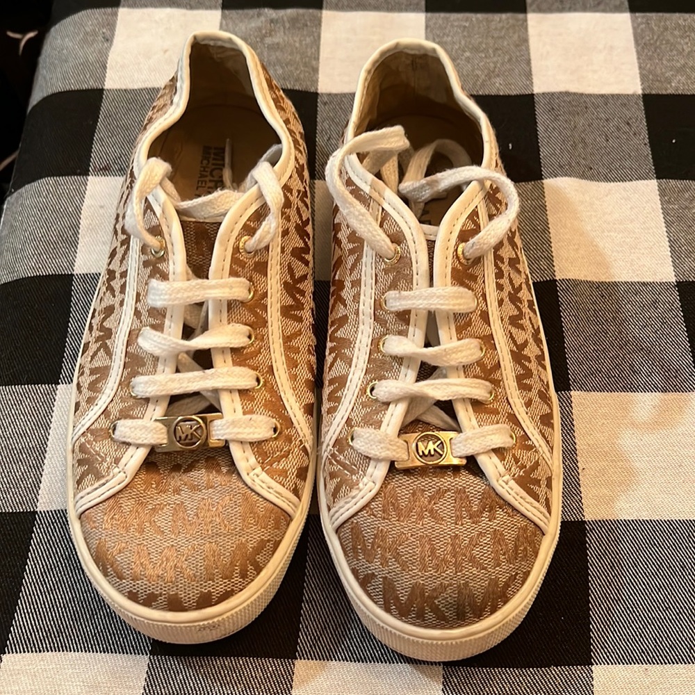 Michael Kors size 3 girls youth